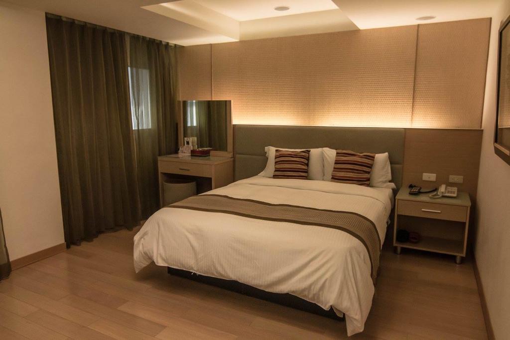 Katherine Plaza Hotel Гаосюн Екстер'єр фото