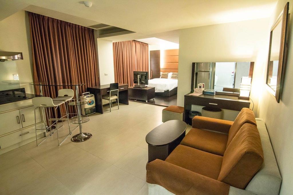 Katherine Plaza Hotel Гаосюн Екстер'єр фото